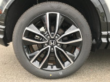 ホンダ純正のアルミホイールが装備されています。