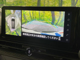 【アラウンドビューモニター】専用のカメラにより、上から見下ろしたような視点で360度クルマの周囲を確認することができます☆死角部分も確認しやすく、狭い場所での切り返しや駐車もスムーズに行えます。