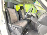 運転席シート廻りは使用感も少なく、良好な状態となっています。丁寧に使われていたことがよくわかりますね。
