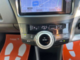 【オートエアコン】一度お好みの温度に設定すれば、車内の温度を検知し風量や温度を自動で調整。快適な車内空間には必須の装備です!