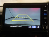 バックカメラ搭載です!車庫入れが苦手な人はもちろん、車両感覚に自信がある人にもお勧めです!見えない箇所が見えるようになるので、低い障害物や隠れてしまっている子供の存在等にも気付く事が出来ます。