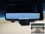 電子インナーミラです。バックドア内側にカメラを取り付けてインナーミラーに後方映像を表示。例えば後席にミラーを遮るものがあったりしても後方確認ができますね♪モニターモードとミラーモードへの切り替えも可能