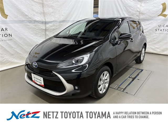 アクア  1.5 Z E-Four 4WD