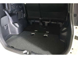 シートを倒せば、さらにたくさんの荷物も安心です!