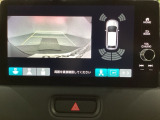 バックでの車庫入れも安心です! リアカメラが付いているバックモニター付のナビディスプレーを装備しております。バンパーについているソナーや、操作線もついており距離感も画面から確認できます。