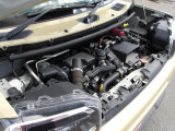エンジンルームもクリーニング済み。上り坂でもゆとりのインタークーラー付きターボエンジンです。