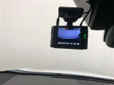 万が一のトラブルのときにも役に立つドライブレコーダーを装備しています。側面衝突や幅寄せ・割り込み対策に!