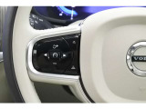 アダプティブクルーズコントロール・パイロットアシスト(車線維持機能付き追従型クルーズコントロール)はスイッチ一つの簡単操作です