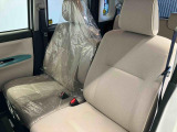 フロントシートです。ゆったり運転ができます。長距離ドライブもラクラク♪♪