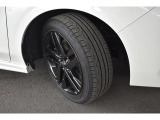 タイヤサイズは205/50R17です