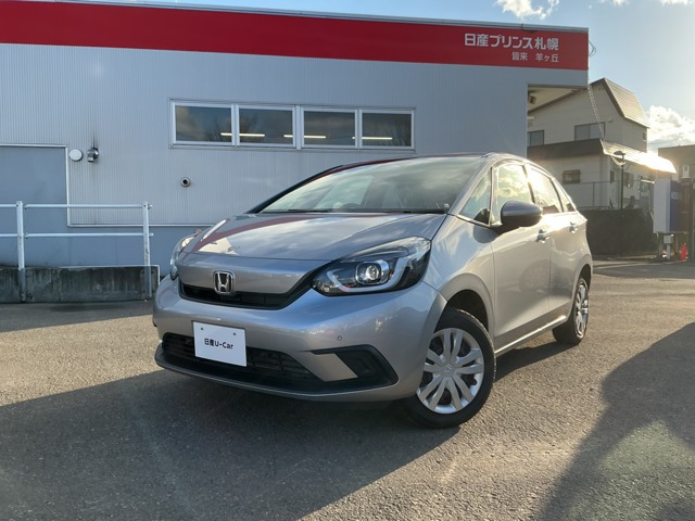 フィット  1.3 ホーム 4WD