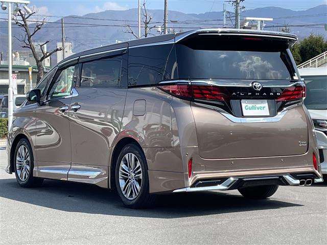 トヨタ アルファード ハイブリッド 2.5 Z E-Four 4WD 本革シート の