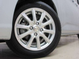 アルミホイール付きです。