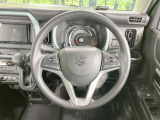 ステアリングも使用感が少なく、きれいな状態となっております♪