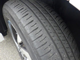 タイヤ溝も充分ございます。