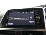 Bluetoothもついてるので、携帯と繋いで好きな音楽聞けます。
