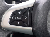 ステアリングスイッチ装備!運転しながら手元でオーディオの操作などができます。