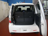 ラゲッジスペースは、日常において充分な広さを確保☆開口部も広く、積み下ろしもラクラクです♪♪