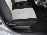 ツートンカラーのシート。おしゃれ車に乗りたくなります。
