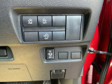 運転中も便利なステアリングスイッチ♪