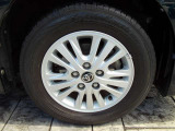 195/65-15トヨタ純正アルミホイール付き。