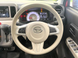 ステアリングも使用感が少なく、きれいな状態となっております♪