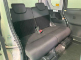 【リアシート】フロントシートのみでなく、リアシートもきれいな状態です★ぜひ一度ご確認下さい★
