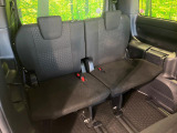 3列目シートはもちろん状態良好☆大人でもゆったりと座って頂けますので、大人数でのお出かけもラクラクです♪ご家族で、気の知れた仲間で、ドライブに行くのが楽しみですね♪