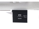 高速道路走行の料金所をノンストップで通過できるETCを装備!※ ETCカードのお申し込みも当社にお任せ下さい!