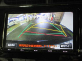 バックガイドモニターで、後方を確認しながら安心して駐車することができます。運転初心者も熟練者も必須の機能ですよ!