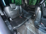 3列目シートはもちろん状態良好☆大人でもゆったりと座って頂けますので、大人数でのお出かけもラクラクです♪ご家族で、気の知れた仲間で、ドライブに行くのが楽しみですね♪