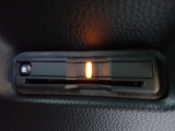 ■【ETC車載器】が装備されています。セットアップをしてお渡しとなり、ETCカードを差し込むだけで高速道路の利用が可能です。