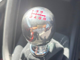 【フロア6速MT】走りの6速MT!!スポーティーな走行をお楽しみいただけます♪