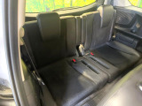 3列目シートはもちろん状態良好☆大人でもゆったりと座って頂けますので、大人数でのお出かけもラクラクです♪ご家族で、気の知れた仲間で、ドライブに行くのが楽しみですね♪