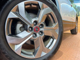 【純正18インチアルミホイール】外観にマッチした純正アルミホイールを装着しております。各種社外アルミホイールや、スタッドレスタイヤも取扱いしております。是非ご相談ください♪