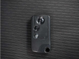 ◆スマートキー◆カギをバッグやポケットに入れたままでもドアロックの開閉ができる『スマートキー』付き!雨天や暗くなってもカギを取り出す必要がなくドアの開錠&エンジンも始動できます
