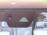 【スマートブレーキサポート】走行中に前方の車両等を認識し、衝突しそうな時は警報とブレーキで衝突回避と被害軽減をアシスト。より安全にドライブをお楽しみいただけます。