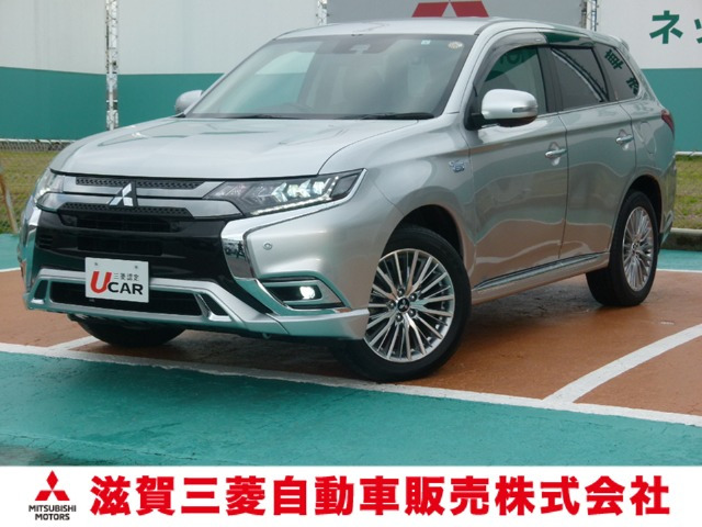 アウトランダーPHEV 2.4 G プラスパッケージ 4WD 