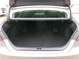 トランクスペースは十分な広さを確保しています。日常のお買い物にも大活躍!