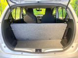 普段のお買い物や通勤、送迎等に十分な荷室スペースを確保しております。セカンドシートを倒すと、大きな荷物の積載も可能です♪