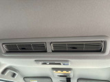 後部座席にはサーキュレーターが空気の循環してくれます!