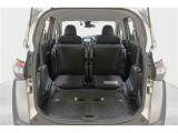 セカンドシートを格納すると更に大きな荷物も積み込めます!