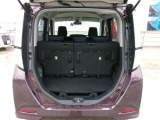 ラゲッジスペースは十分な広さを確保しています。日常のお買い物にも大活躍!積み下ろしも楽々ですよ。