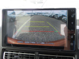 バックカメラも装備しています。気になる後ろの見通しや車庫入れにも大活躍!運転が困難な場所でもしっかりサポート!心強い味方のモニターです。【バックカメラ】付の車って1回乗るとクセになります。