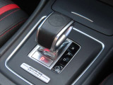 GLA45は専用のフロアシフト!ほかのGLAシリーズやメルセデスの車種で採用されるコラムシフトではありません!