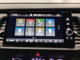 Honda CONNECTディスプレイはナビ、スマホ連携、車両情報表示、各種設定操作を一つに集約した高機能タッチパネル。直感的に使える便利なインターフェースです。