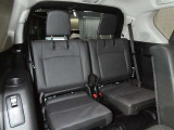 ゆとりある広々とした車内空間は、ドライブを始め買い物やレジャーなど、幅広く活躍します。一人でもみんなとでもお出かけを楽しみましょう!