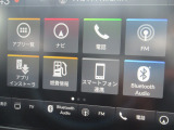 【純正ナビ】人気の純正ナビを装備しております。ナビの使いやすさはもちろん、オーディオ機能も充実!キャンプや旅行はもちろん、通勤や買い物など普段のドライブも快適に過ごせます