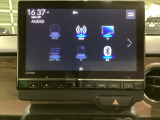 ワイド画面のナビゲーションはフルセグTV、インターナビ対応のGathers純正メモリーナビを搭載しています。Bluetoothオーディオ機能がありますので、スマートフォンなどの音楽も再生できます。