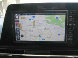 純正メモリーナビで遠出も安心!